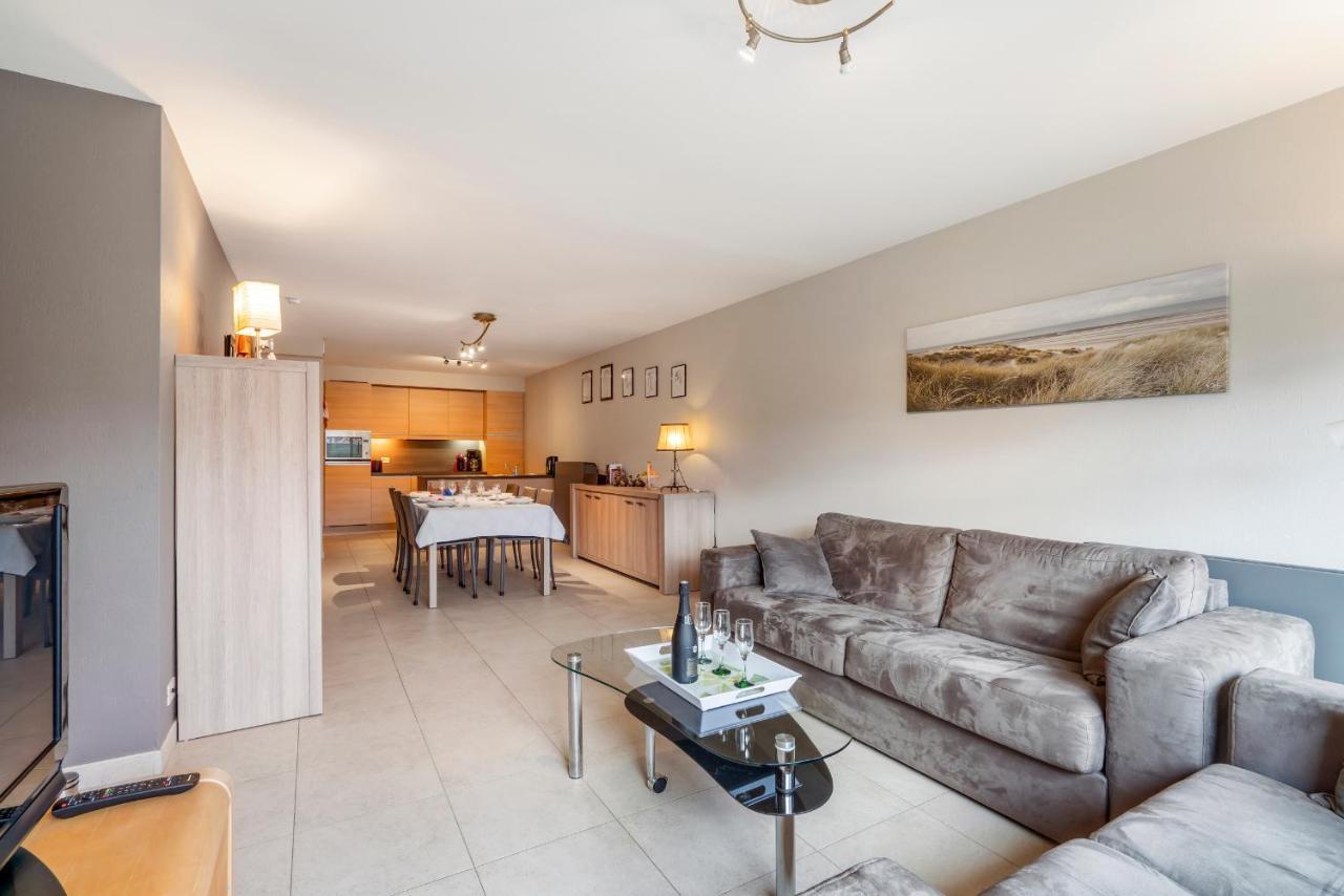 Luxury Apartment With Garden Close To The Beach Остенде Экстерьер фото